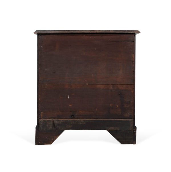 Small Mahogany Chest of Drawers with Inlay - Image 4