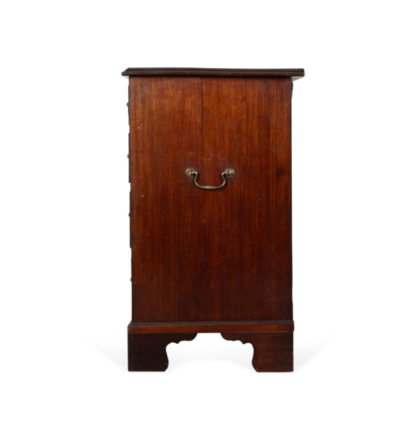 Small Mahogany Chest of Drawers with Inlay - Image 5